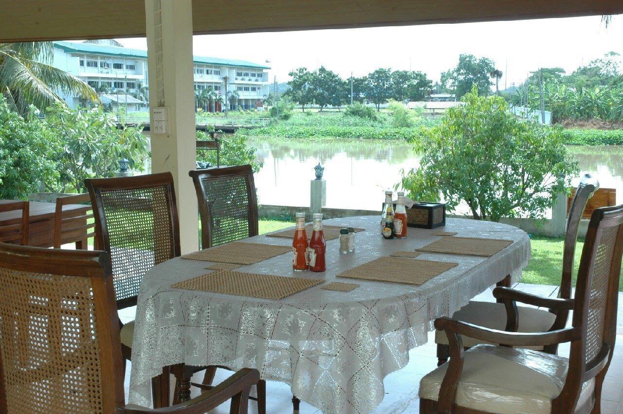 Thararin Villa Ban Doem Bang Exterior foto