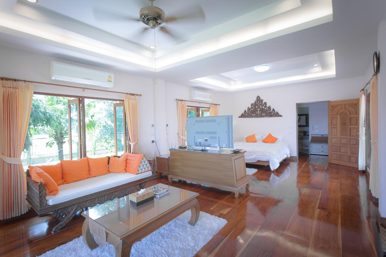 Thararin Villa Ban Doem Bang Quarto foto