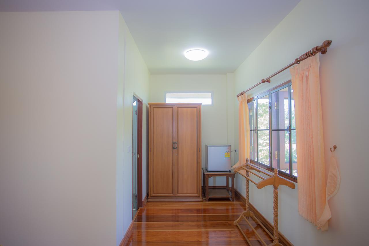 Thararin Villa Ban Doem Bang Quarto foto