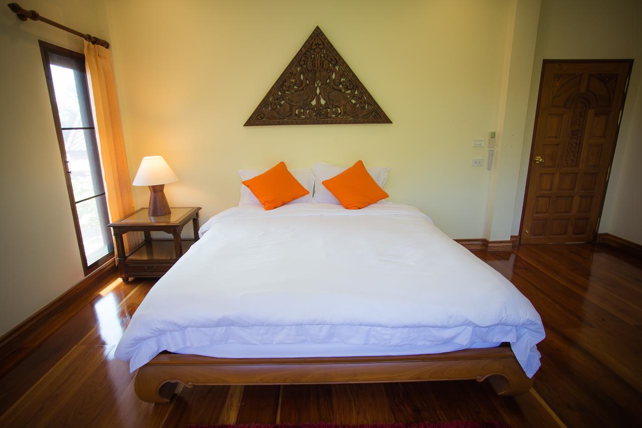 Thararin Villa Ban Doem Bang Quarto foto